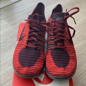 Nike free run fly knit.